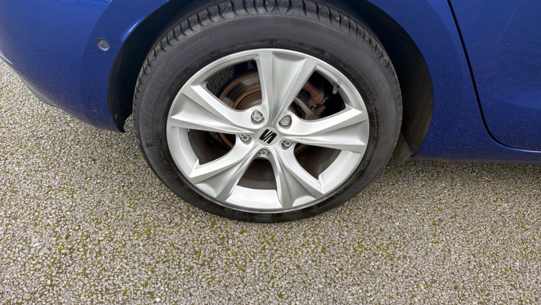 SEAT Leon 1.5 TSI EVO FR 5dr Petrol Hatchback